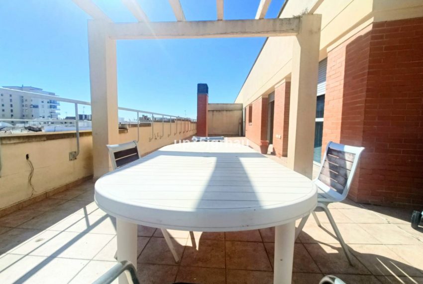 R5119945-Apartment-For-Sale-Estepona-Penthouse-2-Beds-95-Built-11