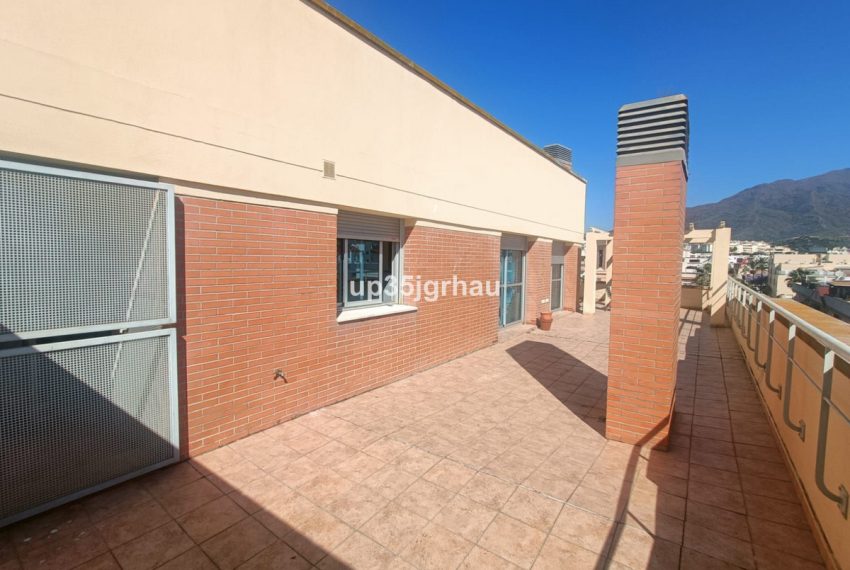 R5119945-Apartment-For-Sale-Estepona-Penthouse-2-Beds-95-Built-13