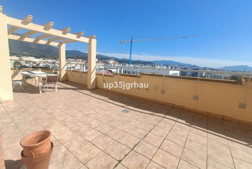 R5119945-Apartment-For-Sale-Estepona-Penthouse-2-Beds-95-Built-17
