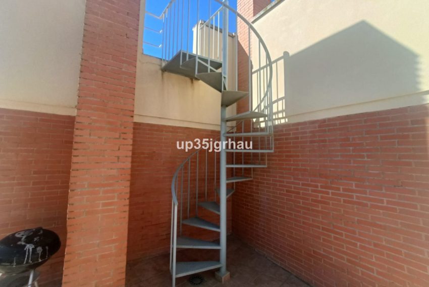 R5119945-Apartment-For-Sale-Estepona-Penthouse-2-Beds-95-Built-5