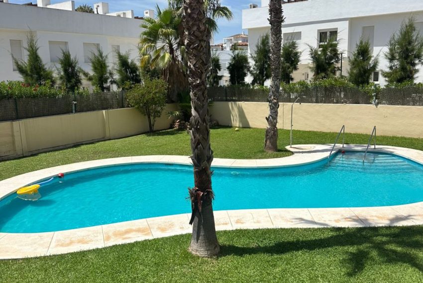 R5120116-Villa-For-Sale-Calahonda-Semi-Detached-3-Beds-213-Built-1