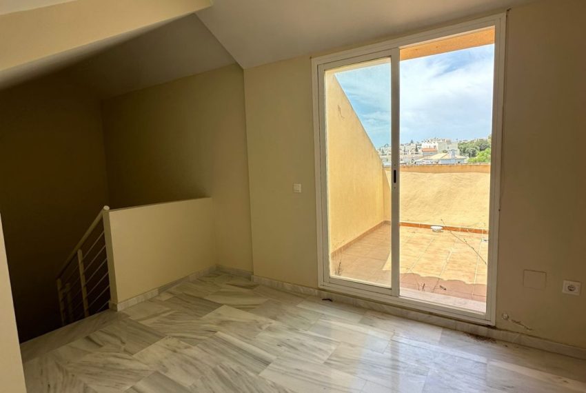 R5120116-Villa-For-Sale-Calahonda-Semi-Detached-3-Beds-213-Built-14