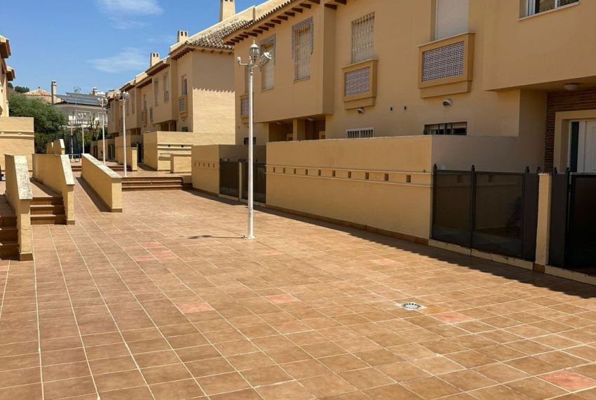 R5120116-Villa-For-Sale-Calahonda-Semi-Detached-3-Beds-213-Built-16
