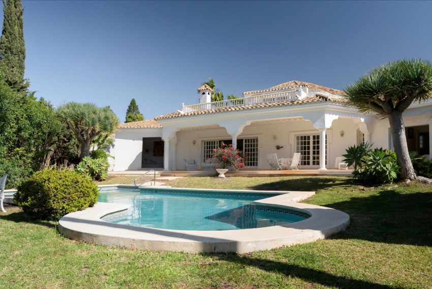 R5120155-Villa-For-Sale-El-Paraiso-Detached-4-Beds-589-Built-3