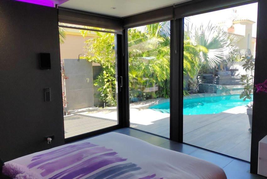 R5120677-Villa-For-Sale-Las-Chapas-Detached-4-Beds-360-Built-6