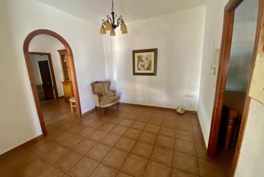 R5121949-Villa-For-Sale-Estepona-Semi-Detached-3-Beds-120-Built-3