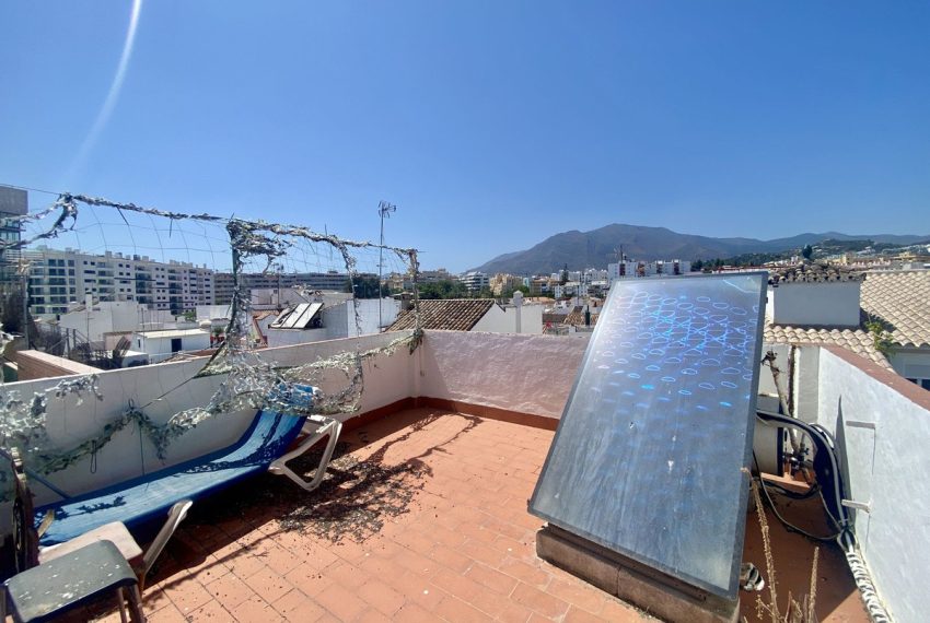 R5121949-Villa-For-Sale-Estepona-Semi-Detached-3-Beds-120-Built