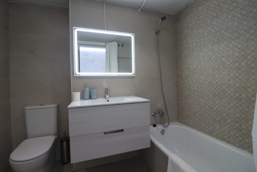 R5122192-Apartment-For-Sale-Nueva-Andalucia-Middle-Floor-2-Beds-95-Built-8