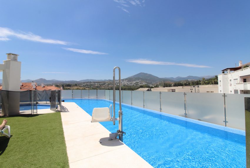 R5122192-Apartment-For-Sale-Nueva-Andalucia-Middle-Floor-2-Beds-95-Built
