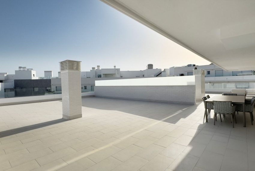 R5122717-Apartment-For-Sale-Nueva-Andalucia-Penthouse-3-Beds-132-Built-1