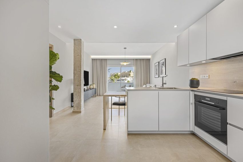 R5122720-Apartment-For-Sale-Nueva-Andalucia-Penthouse-3-Beds-109-Built-2