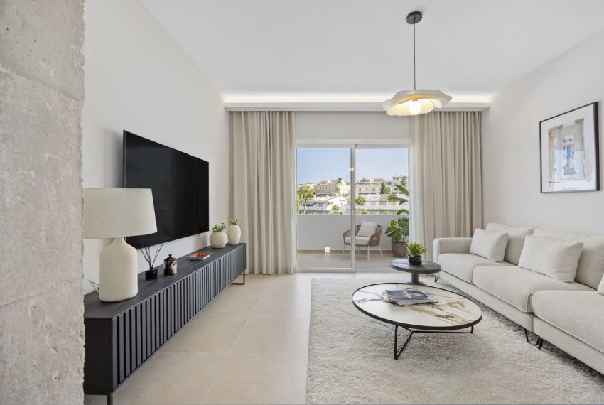R5122720-Apartment-For-Sale-Nueva-Andalucia-Penthouse-3-Beds-109-Built-4