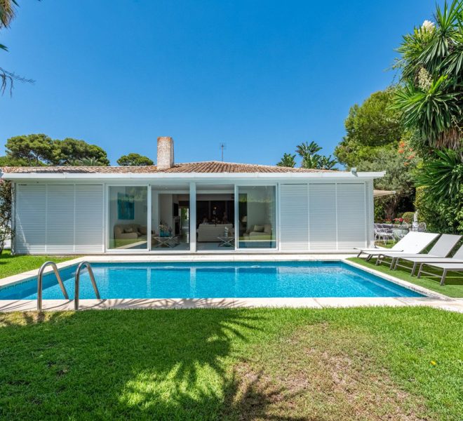 R5122906-Image 1-Semi Detached - 7 Beds - 238 Built