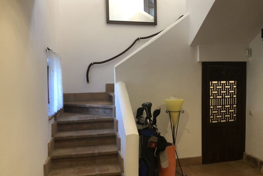 R5122984-Villa-For-Sale-Estepona-Finca-4-Beds-320-Built-6