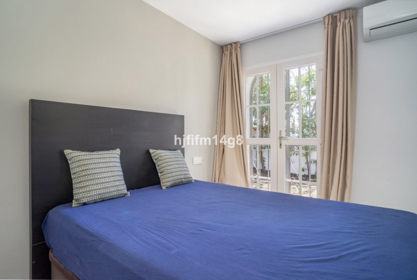 R5123296-Villa-For-Sale-Nueva-Andalucia-Detached-4-Beds-239-Built-17
