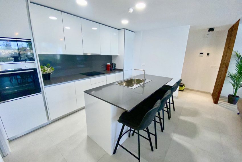 R5123863-Apartment-For-Sale-Benahavis-Middle-Floor-4-Beds-130-Built-3