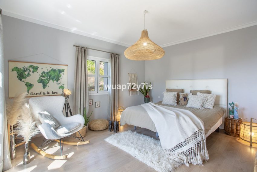 R5123872-Villa-For-Sale-Benahavis-Detached-5-Beds-527-Built-4