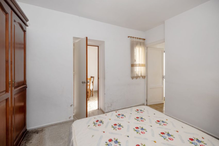 R5123968-Villa-For-Sale-Estepona-Semi-Detached-4-Beds-116-Built-13