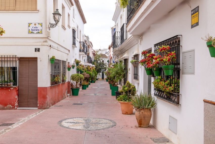R5123968-Villa-For-Sale-Estepona-Semi-Detached-4-Beds-116-Built-3