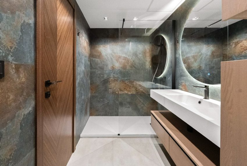 R5124316-Apartment-For-Sale-The-Golden-Mile-Ground-Floor-3-Beds-177-Built-17