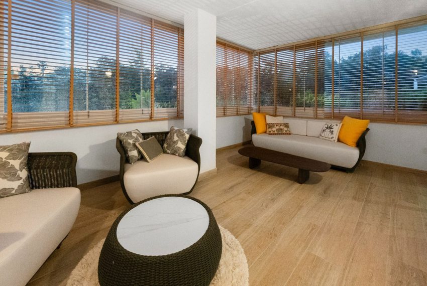 R5124316-Apartment-For-Sale-The-Golden-Mile-Ground-Floor-3-Beds-177-Built-8