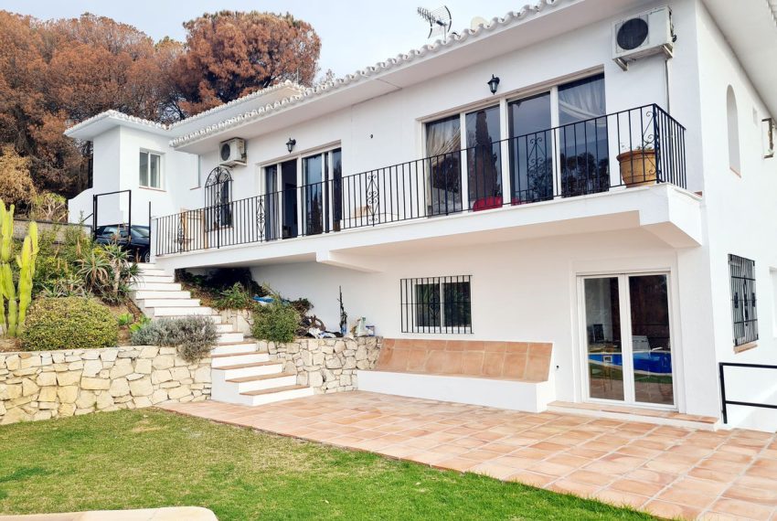 R3195034-Villa-For-Sale-Mijas-Detached-5-Beds-338-Built