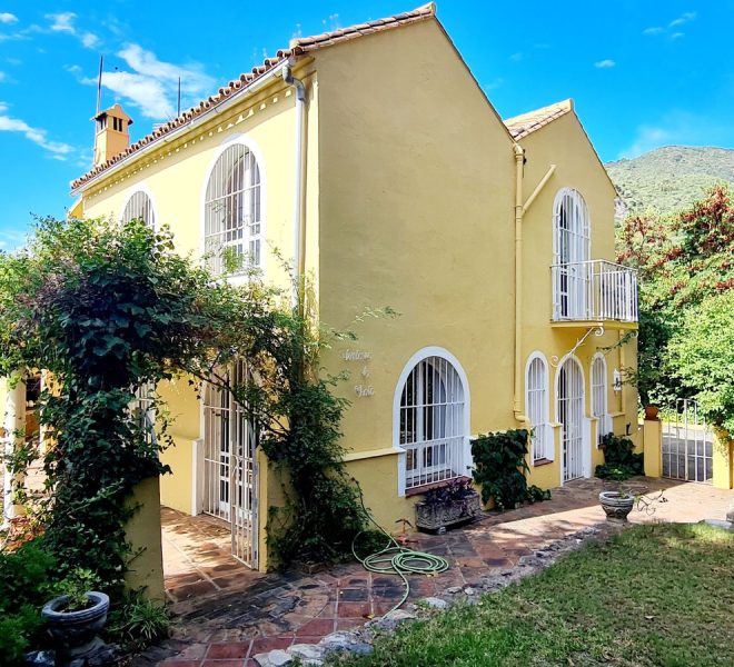R3441994-Image 1-Detached - 4 Beds - 195 Built