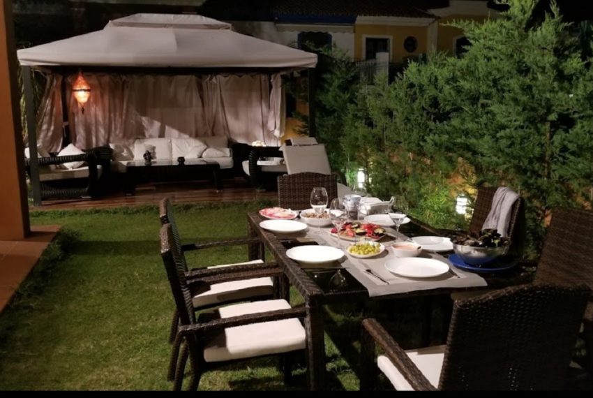 R3651992-Townhouse-For-Sale-San-Pedro-de-Alcantara-Terraced-4-Beds-270-Built-1