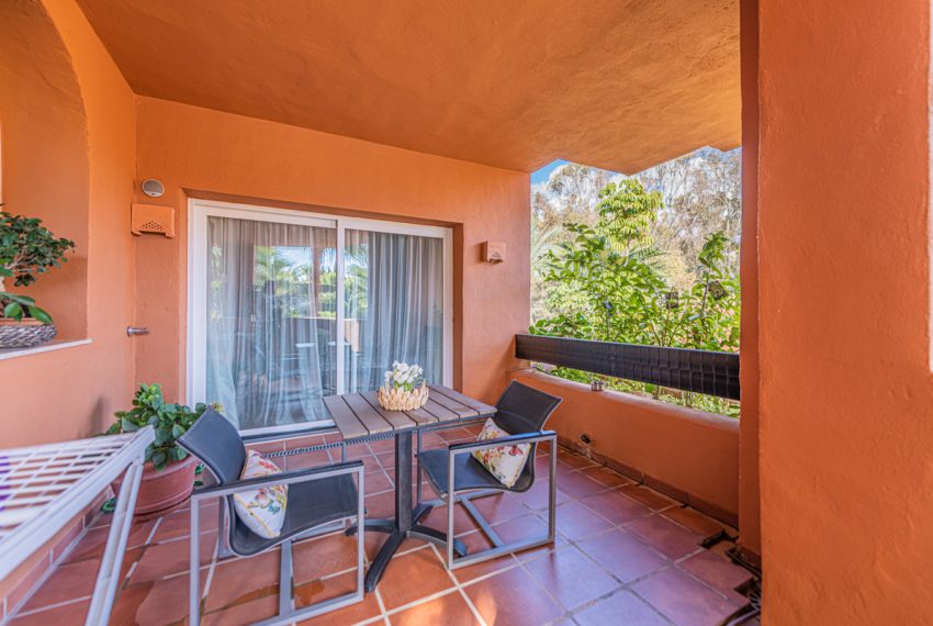 R3738733-Apartment-For-Sale-Nueva-Andalucia-Middle-Floor-3-Beds-152-Built-1