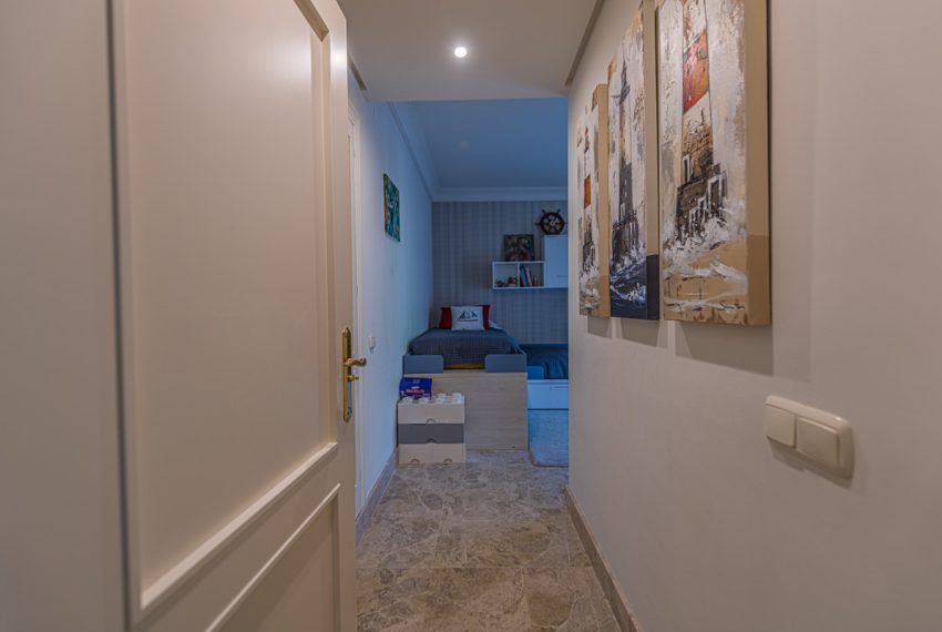 R3738733-Apartment-For-Sale-Nueva-Andalucia-Middle-Floor-3-Beds-152-Built-11