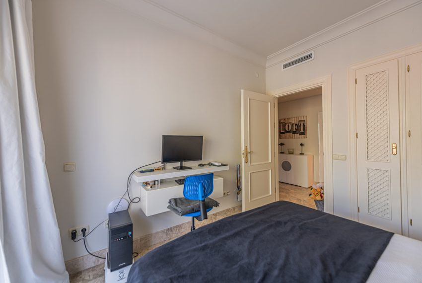 R3738733-Apartment-For-Sale-Nueva-Andalucia-Middle-Floor-3-Beds-152-Built-12