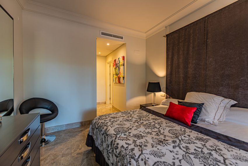 R3738733-Apartment-For-Sale-Nueva-Andalucia-Middle-Floor-3-Beds-152-Built-14