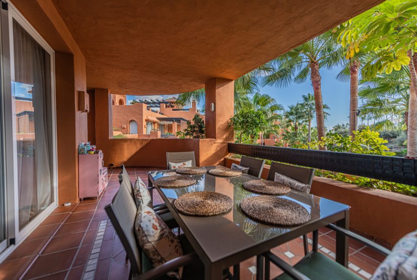 R3738733-Apartment-For-Sale-Nueva-Andalucia-Middle-Floor-3-Beds-152-Built