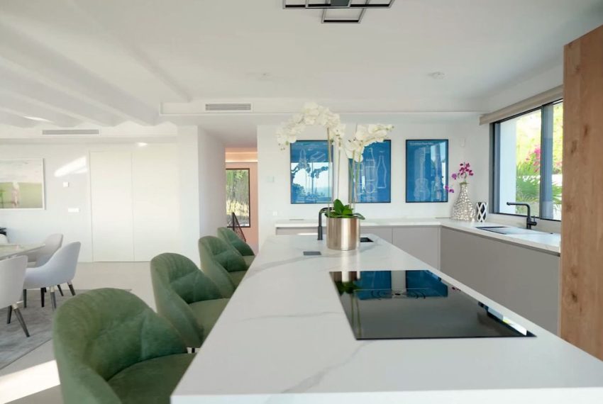 R4218943-Villa-For-Sale-The-Golden-Mile-Detached-5-Beds-405-Built-15