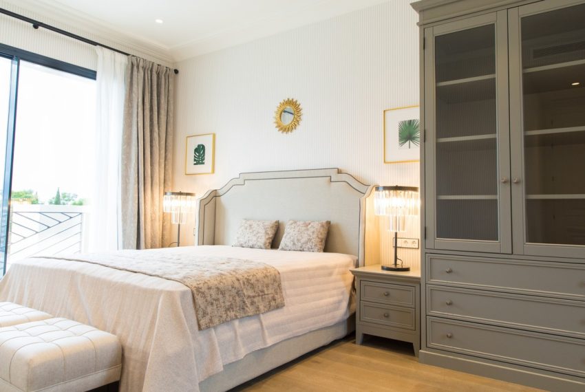 R4229695-Villa-For-Sale-Los-Flamingos-Detached-6-Beds-526-Built-6