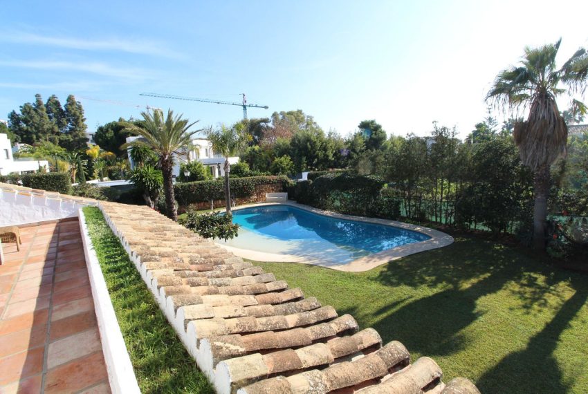 R4238089-Villa-For-Sale-New-Golden-Mile-Detached-4-Beds-400-Built-16