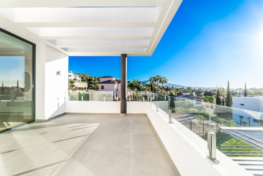 R4272139-Villa-For-Sale-Benahavis-Detached-6-Beds-1038-Built-5