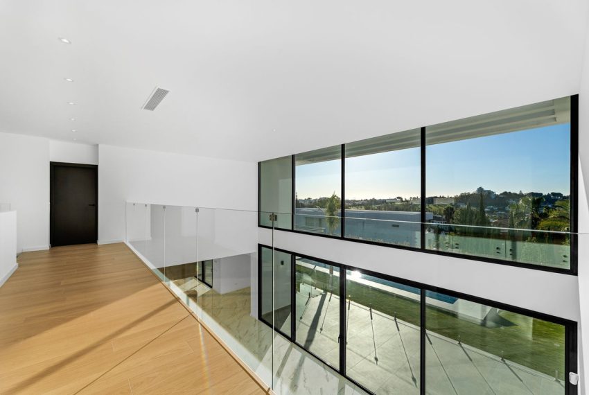 R4272139-Villa-For-Sale-Benahavis-Detached-6-Beds-1038-Built-9