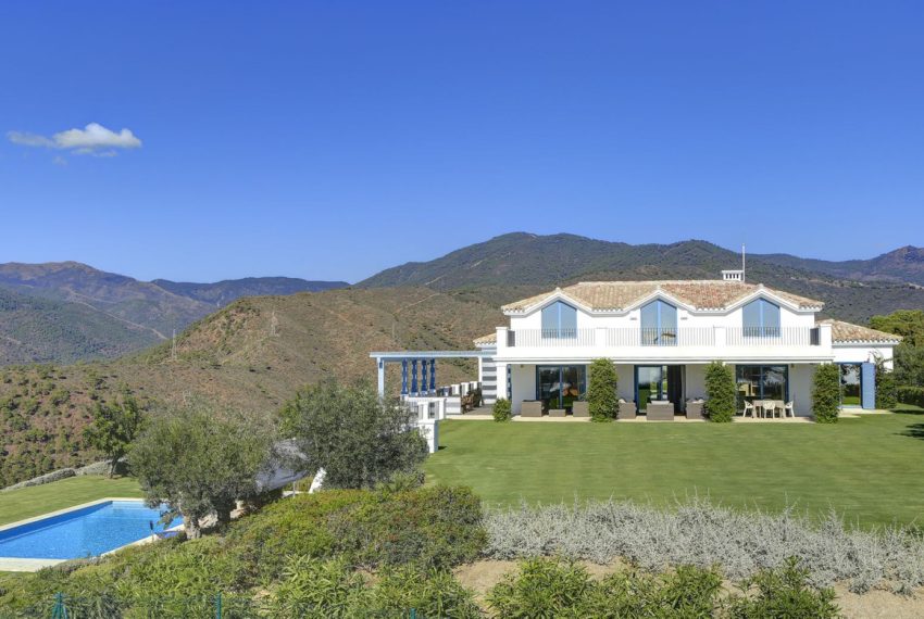 R4284544-Villa-For-Sale-Benahavis-Detached-5-Beds-682-Built