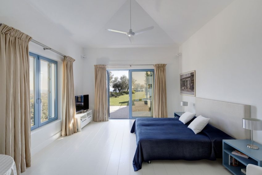 R4284544-Villa-For-Sale-Benahavis-Detached-5-Beds-682-Built-9