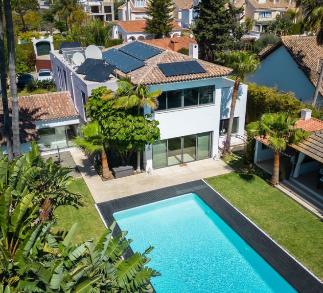 R4287880-Image 1-Detached - 5 Beds - 600 Built