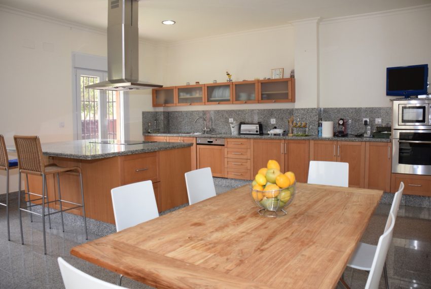 R4310296-Villa-For-Sale-Santa-Clara-Detached-4-Beds-707-Built-12