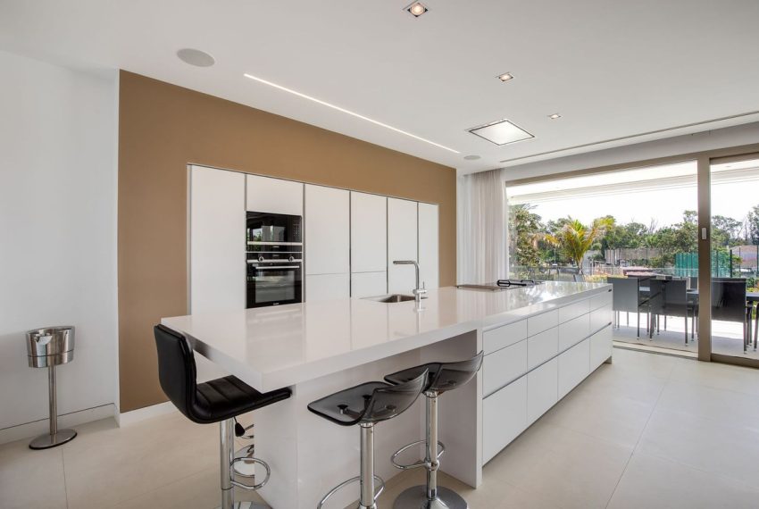 R4318228-Villa-For-Sale-Guadalmina-Baja-Detached-4-Beds-673-Built-12