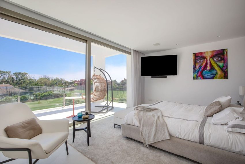 R4318228-Villa-For-Sale-Guadalmina-Baja-Detached-4-Beds-673-Built-17