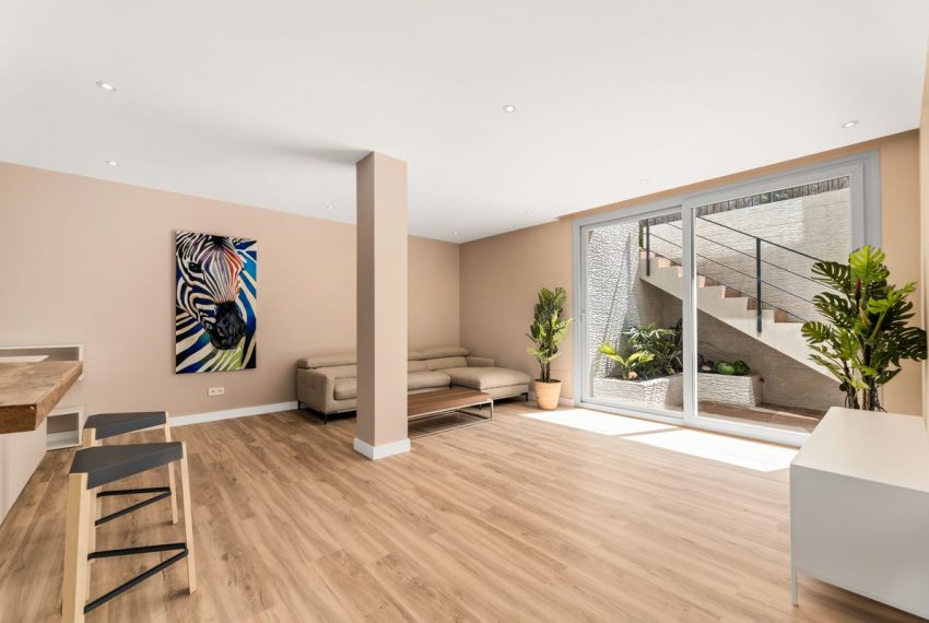 R4329709-Villa-For-Sale-San-Pedro-de-Alcantara-Detached-5-Beds-450-Built-18