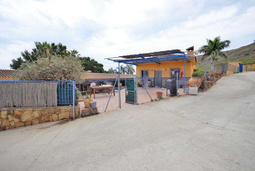 R4332358-Villa-For-Sale-Mijas-Finca-9-Beds-869-Built-1