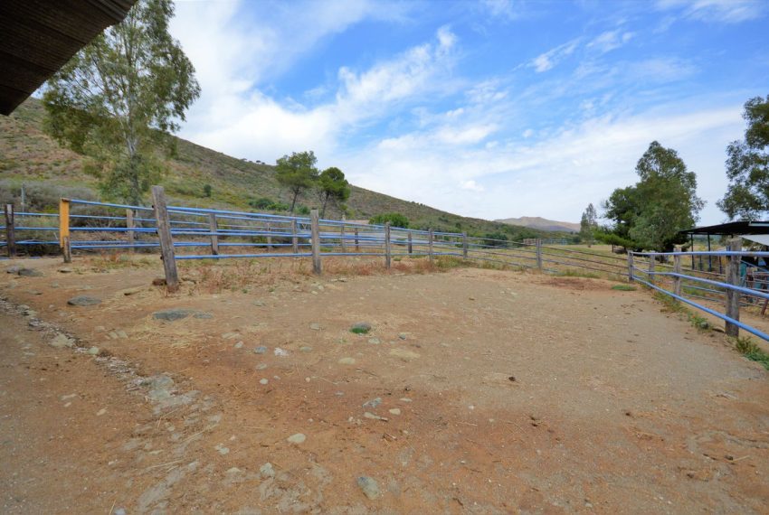 R4332358-Villa-For-Sale-Mijas-Finca-9-Beds-869-Built-12