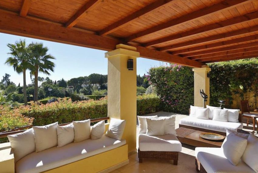 R4345459-Apartment-For-Sale-The-Golden-Mile-Ground-Floor-3-Beds-250-Built-1