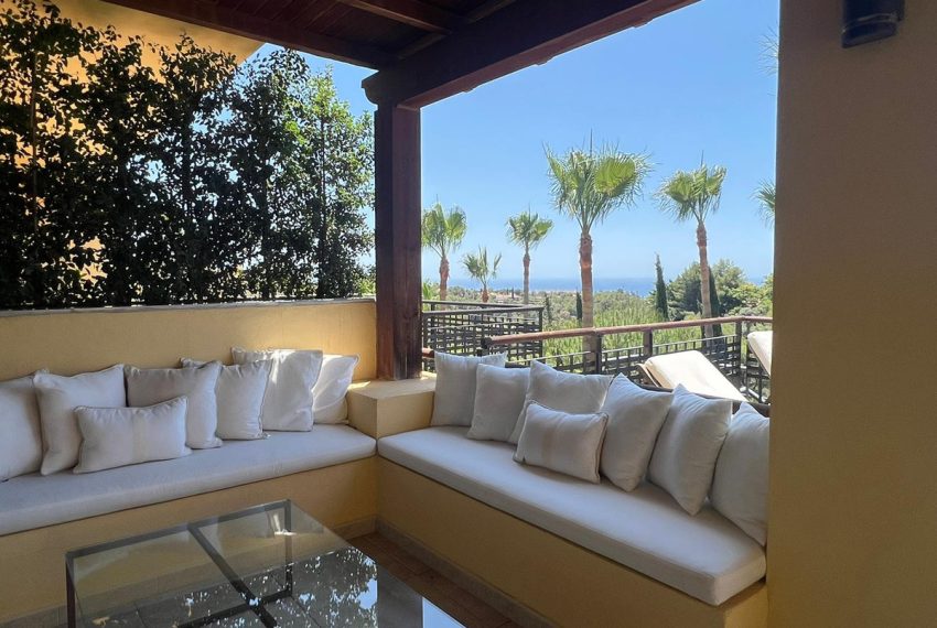 R4345459-Apartment-For-Sale-The-Golden-Mile-Ground-Floor-3-Beds-250-Built-2