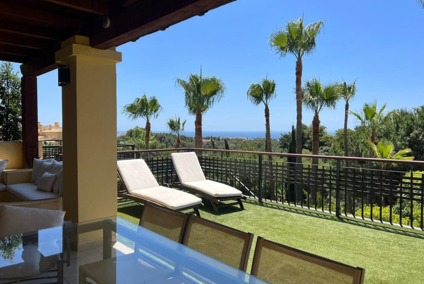 R4345459-Apartment-For-Sale-The-Golden-Mile-Ground-Floor-3-Beds-250-Built